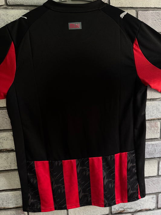 AC Milan 25/26 home kit