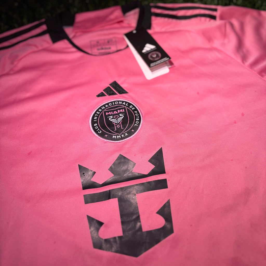 Inter Miami Messi home kit