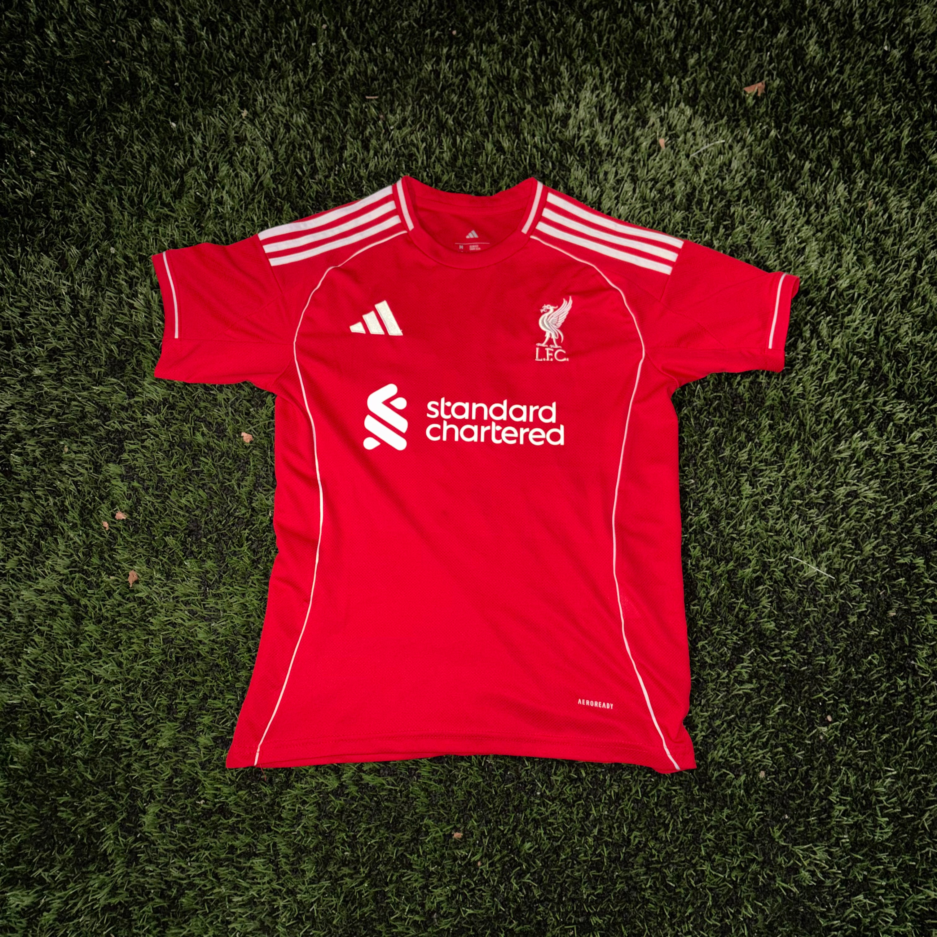 Liverpool 25/26 home kit