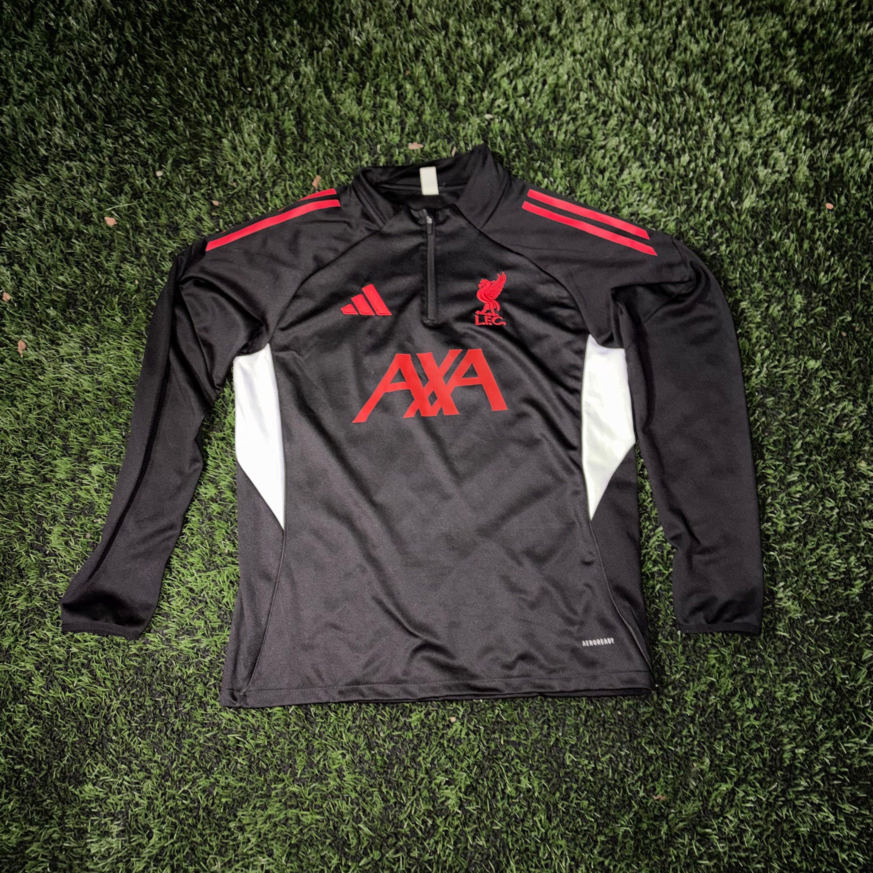 Liverpool 25/26 tracksuit