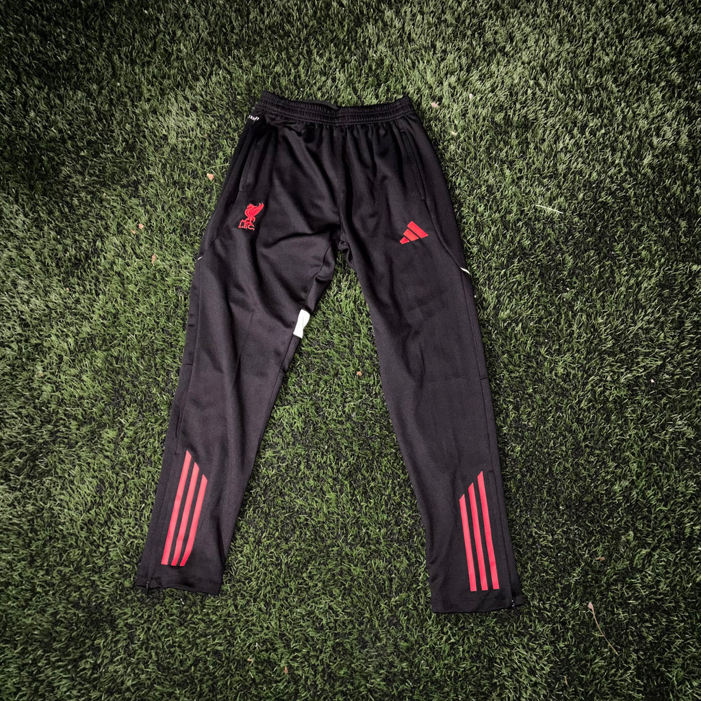 Liverpool 25/26 tracksuit