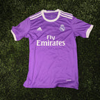 Real Madrid 16/17 third kit